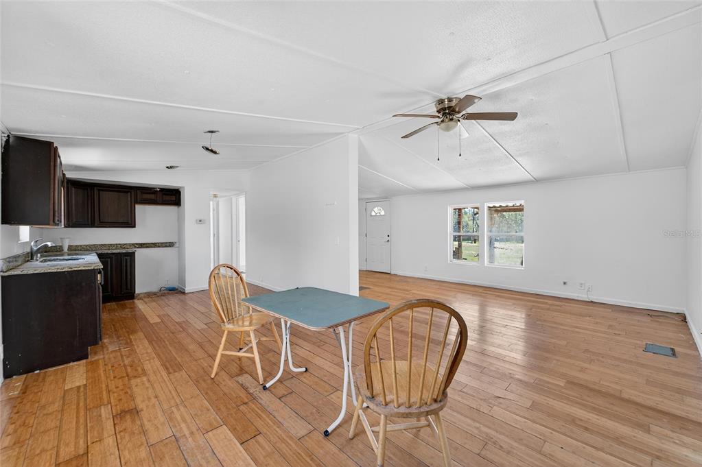 35238 Manuel Street Webster, FL 33597 - Photo 20 of 81