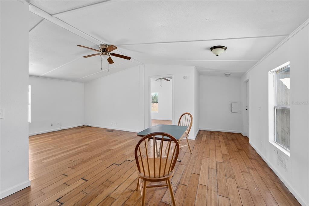 35238 Manuel Street Webster, FL 33597 - Photo 21 of 81