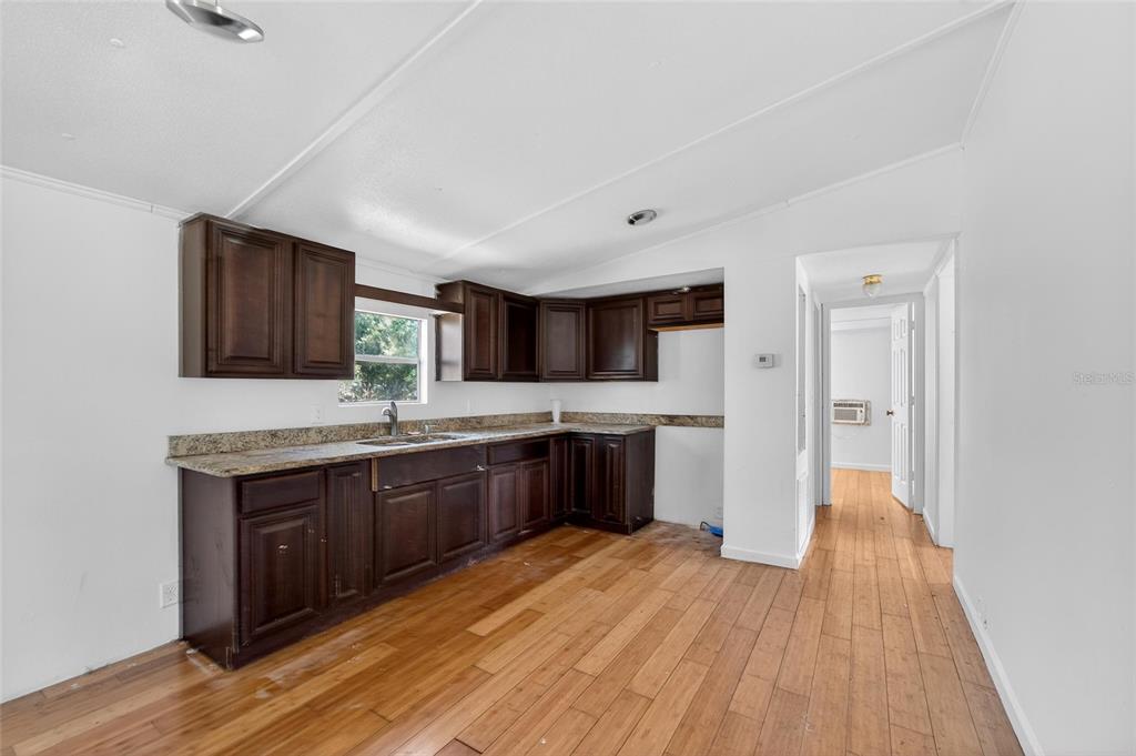 35238 Manuel Street Webster, FL 33597 - Photo 22 of 81
