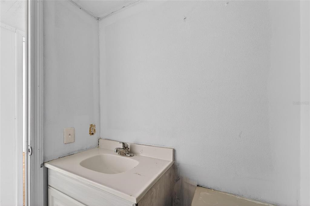 35238 Manuel Street Webster, FL 33597 - Photo 43 of 81