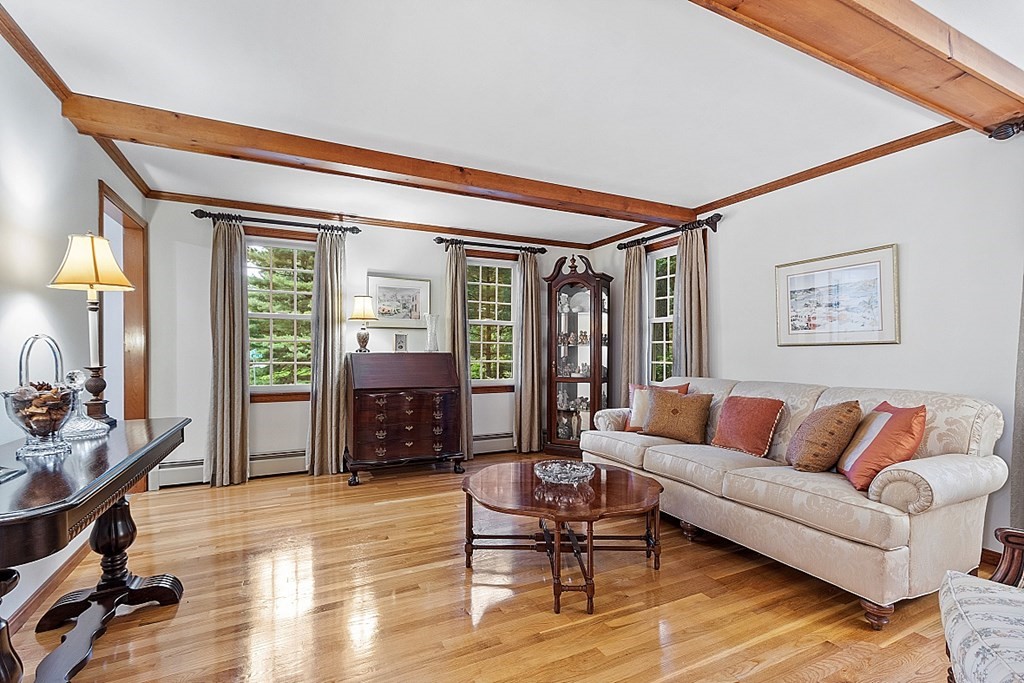 3 Ridge Hill Way Andover, MA 01810 - Photo 9 of 34 Gallery Image 9