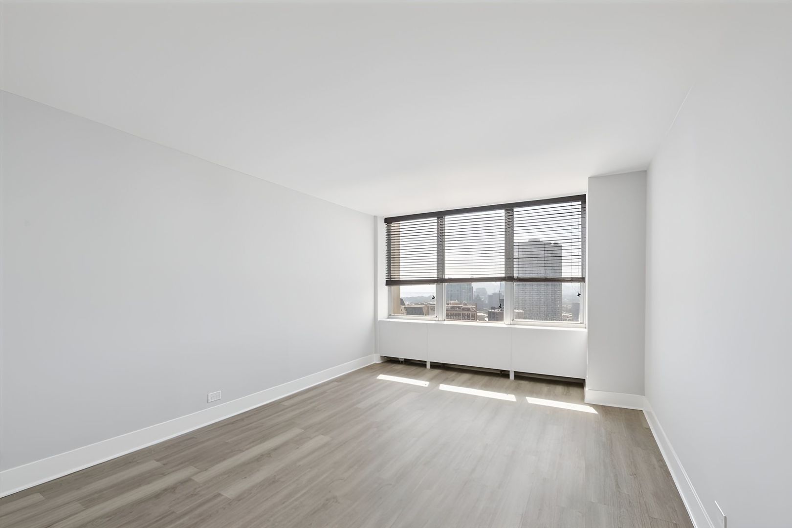 655 West Irving Park Road, Unit 2503 Chicago, IL 60613 - Photo 16 of 22