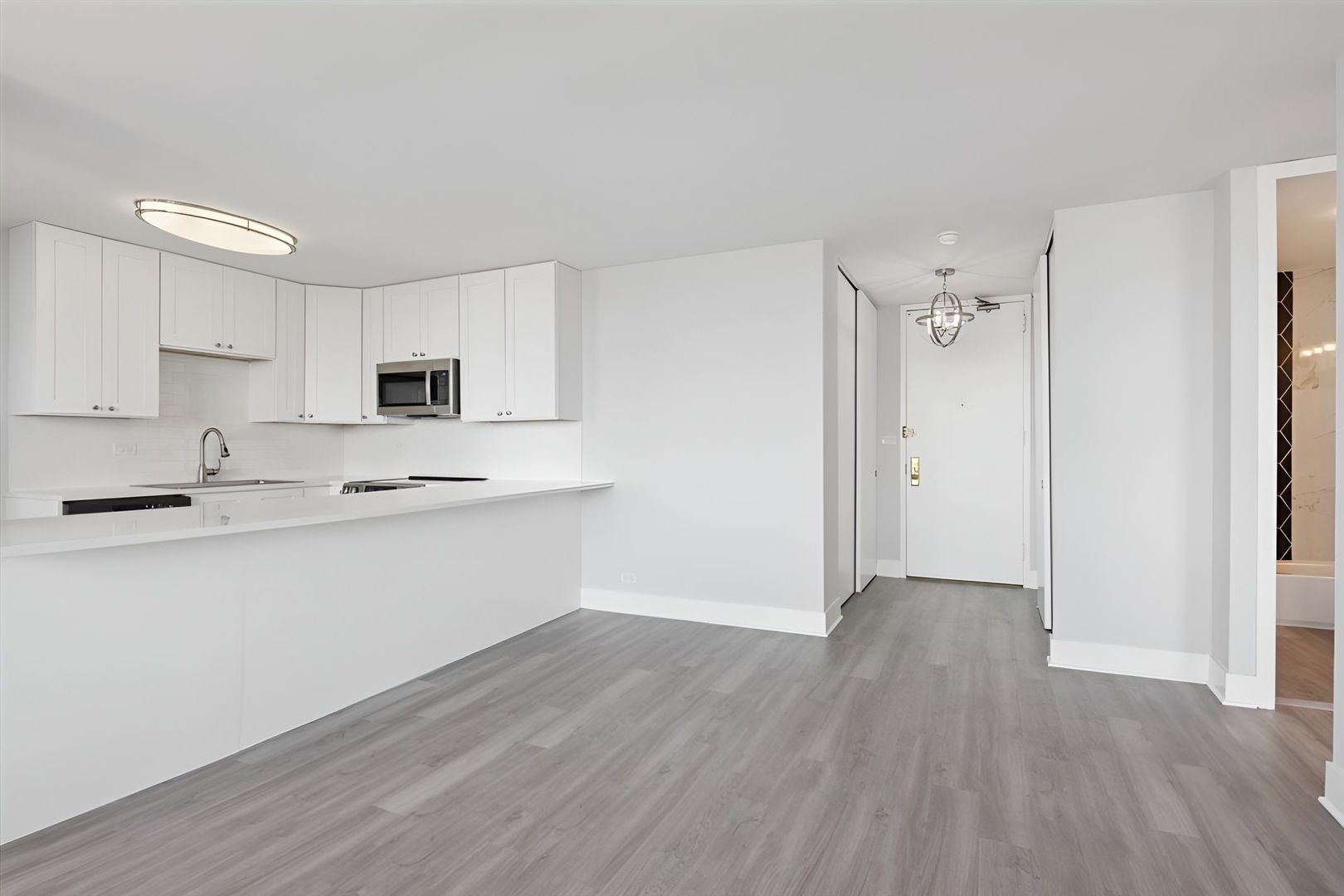 655 West Irving Park Road, Unit 2503 Chicago, IL 60613 - Photo 8 of 22