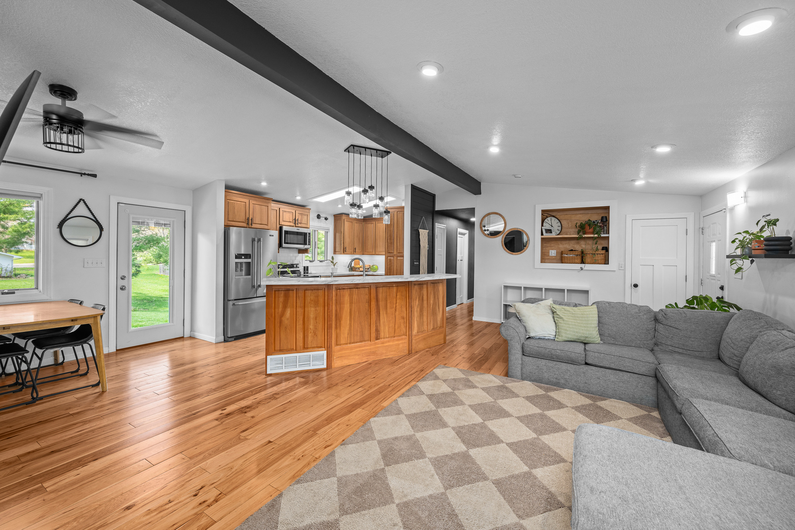 237 Birch Place Kewanee, IL 61443 - Photo 6 of 48