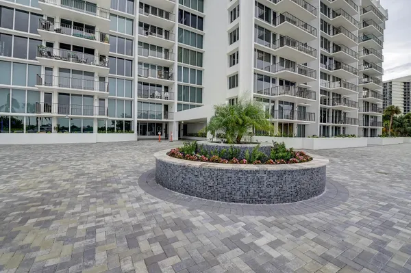 $9,000 | 4750 South Ocean Boulevard, Unit 702, Highland Beach, FL 33487