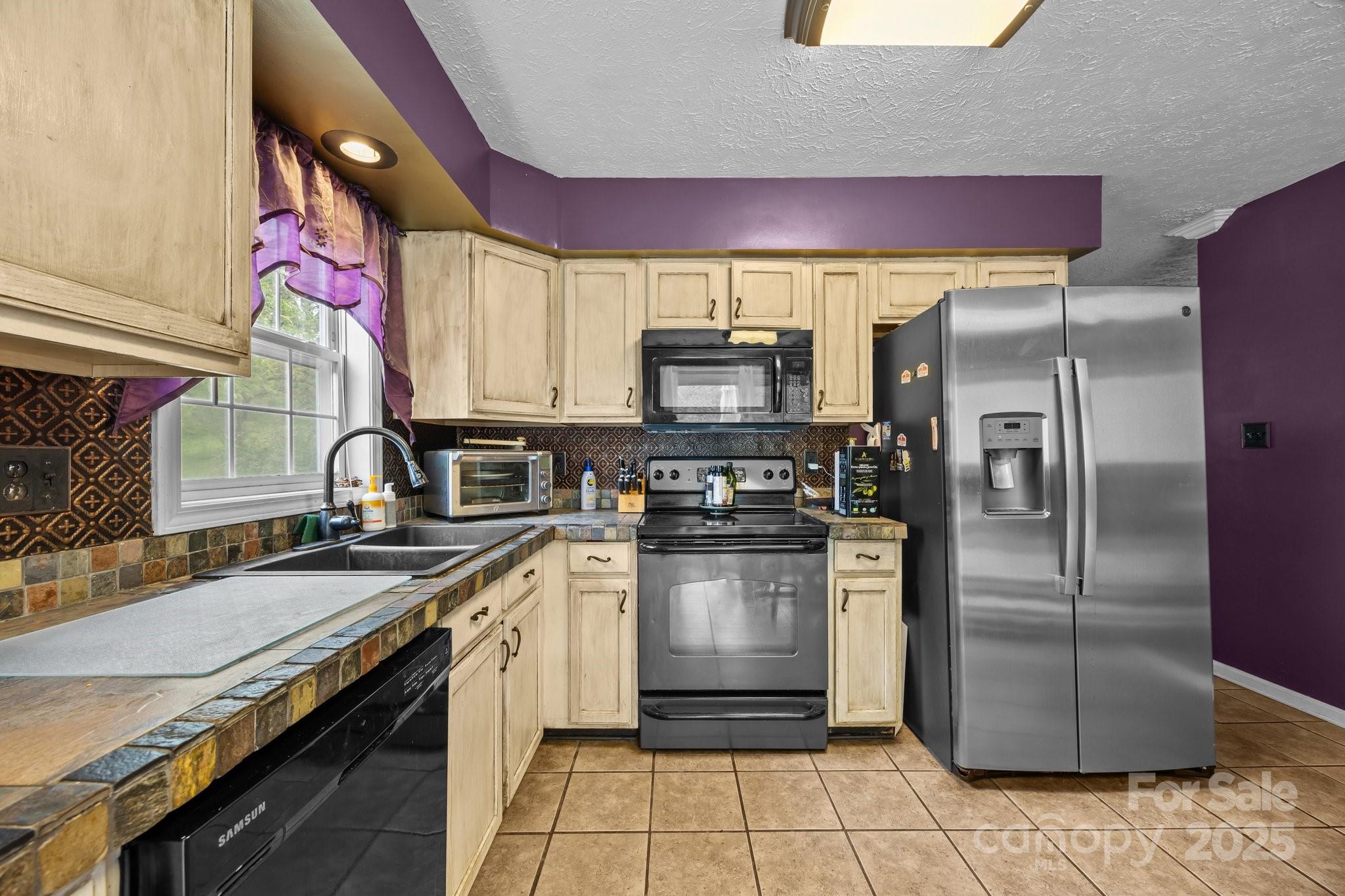 166 Kennedy Road Weaverville, NC 28787 - Photo 8 of 18 Gallery Image 8