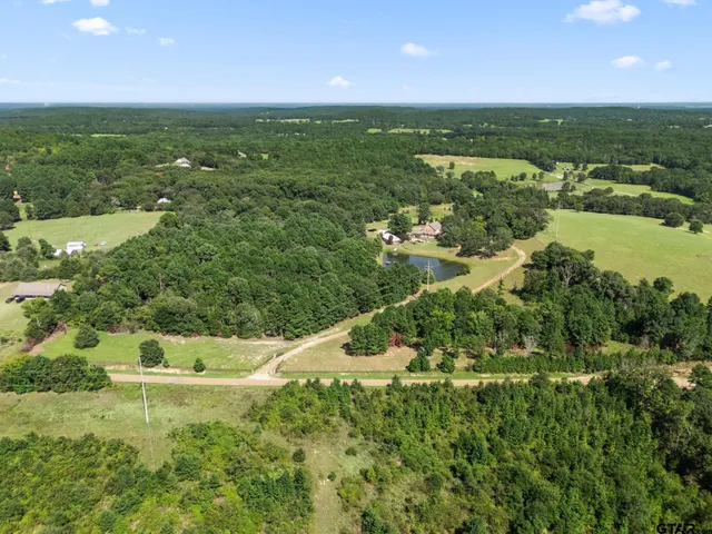 $735,000 | 9040 County Road 3600, Brownsboro, TX 75756