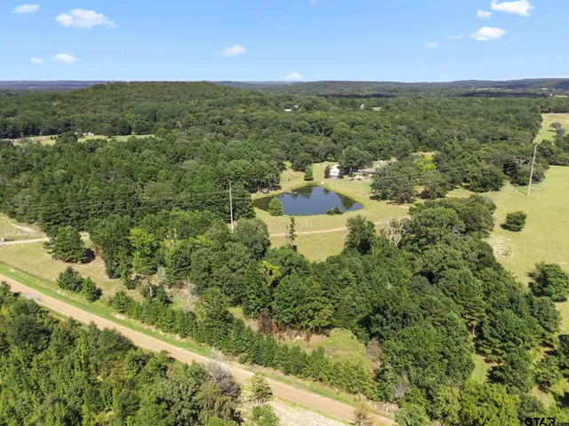 $735,000 | 9040 County Road 3600, Brownsboro, TX 75756