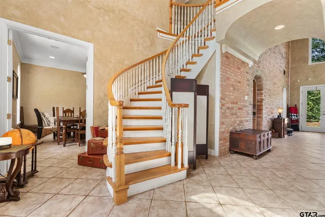 $735,000 | 9040 County Road 3600, Brownsboro, TX 75756