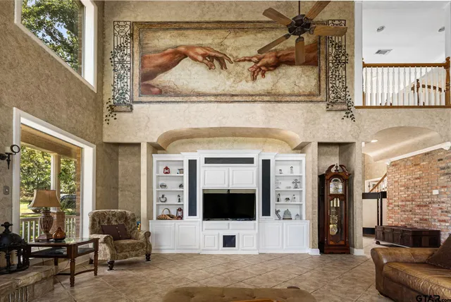 $735,000 | 9040 County Road 3600, Brownsboro, TX 75756