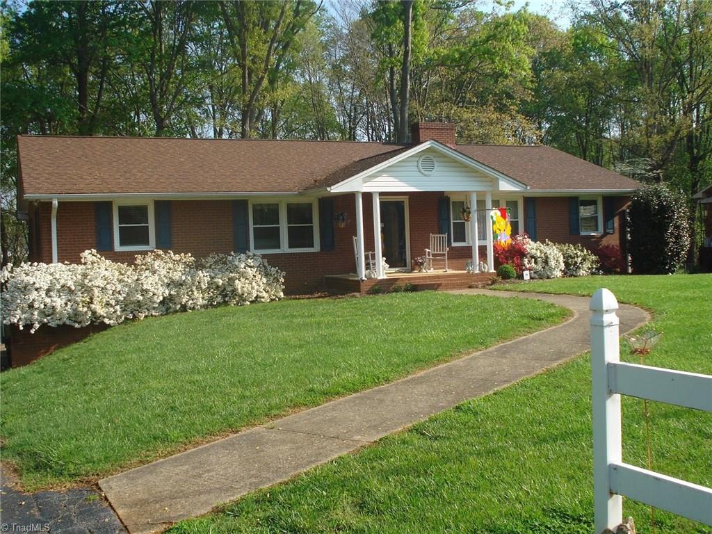 1843 River Dale Road Pfafftown, NC 27040 - Photo 1 of 29 Gallery Image 1