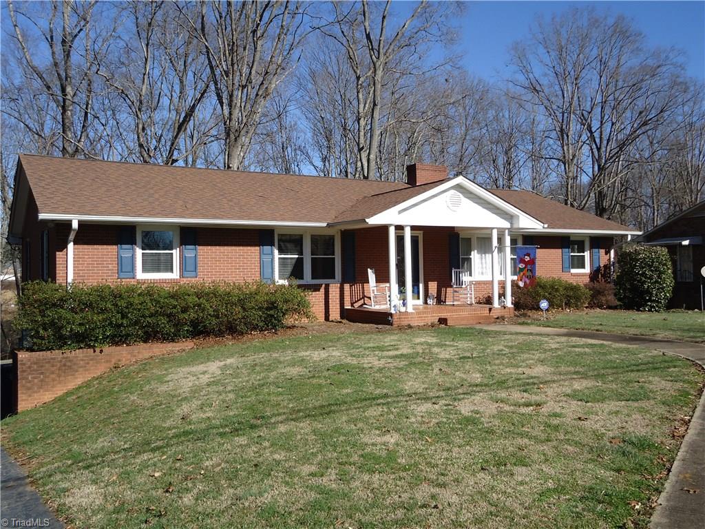 1843 River Dale Road Pfafftown, NC 27040 - Photo 2 of 29 Gallery Image 2
