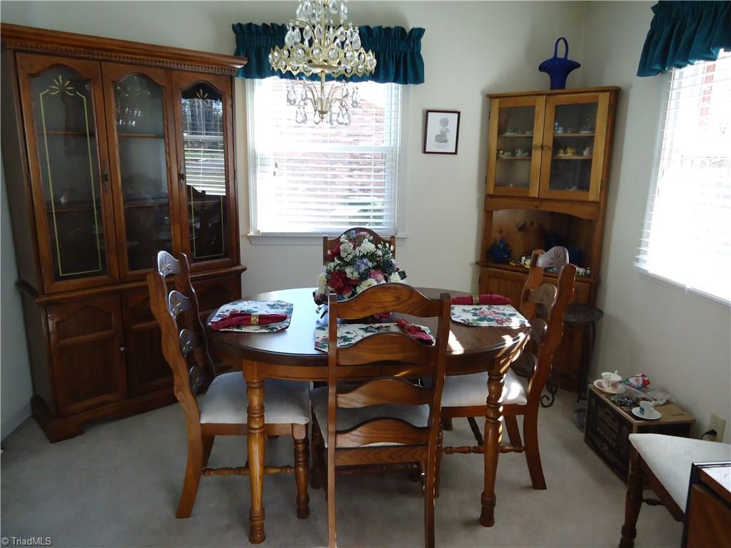 1843 River Dale Road Pfafftown, NC 27040 - Photo 7 of 29 Gallery Image 7