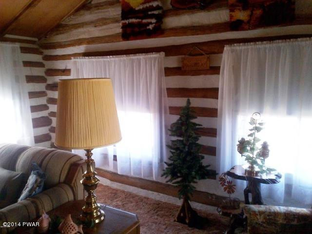 105 Mosier Road Dingmans Ferry, PA 18328 - Photo 4 of 16