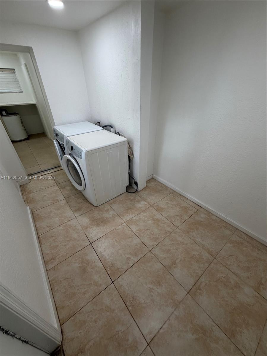 830 Southwest 6th Street, Unit 3 Hallandale Beach, FL 33009 - Photo 12 of 13