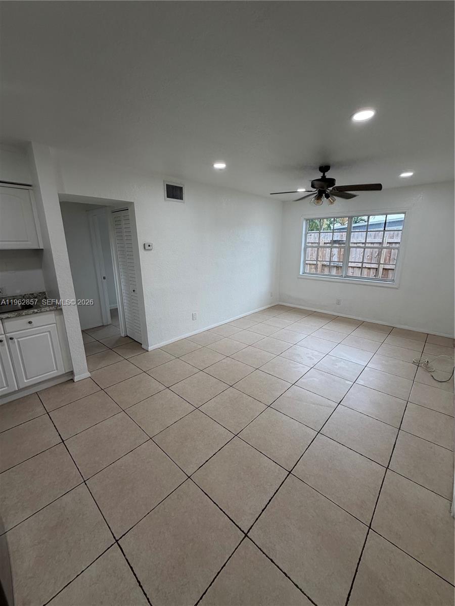 830 Southwest 6th Street, Unit 3 Hallandale Beach, FL 33009 - Photo 3 of 13
