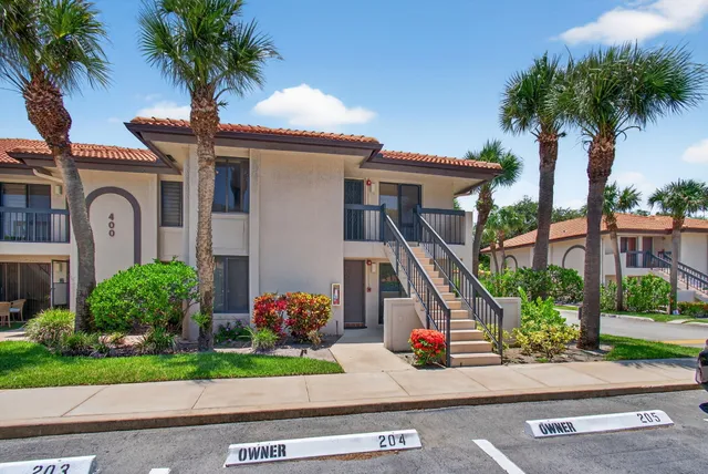 $295,000 | 400 Club Circle, Unit 201, Boca Raton, FL 33487