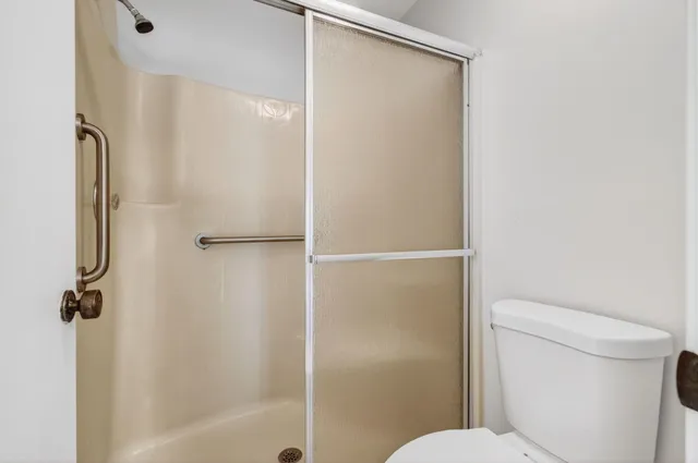 $295,000 | 400 Club Circle, Unit 201, Boca Raton, FL 33487