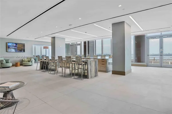 $7,800 | 700 Northeast 26th Terrace, Unit 806, Miami, FL 33137