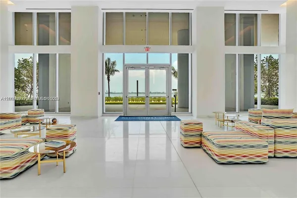 $7,800 | 700 Northeast 26th Terrace, Unit 806, Miami, FL 33137