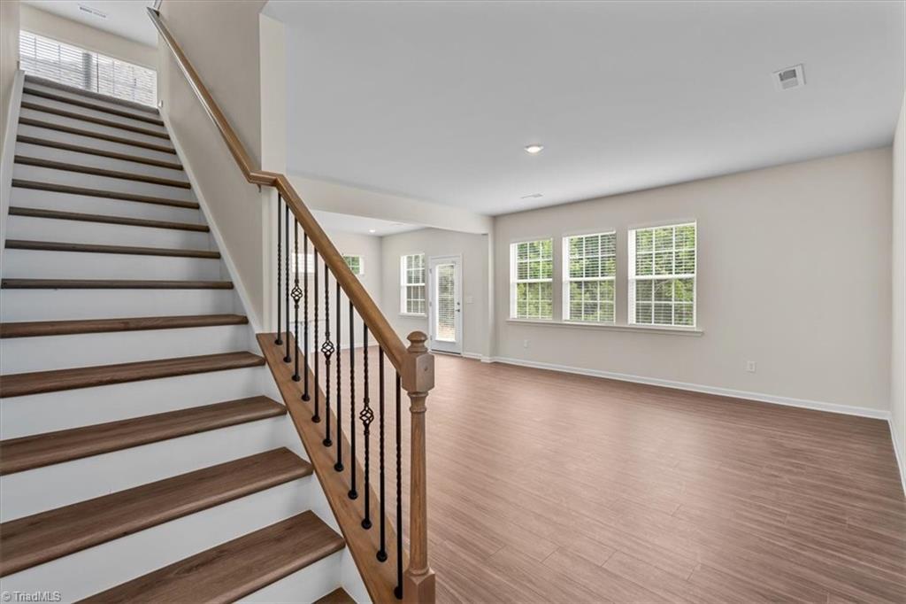 5567 Hydrangea Street Winston-Salem, NC 27104 - Photo 4 of 39