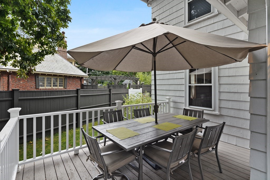 154 Warwick Road Melrose, MA 02176 - Photo 34 of 38 Gallery Image 34