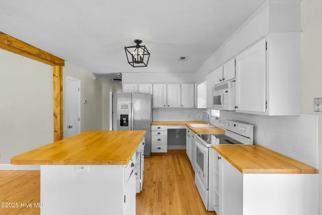 $225,000 | 435 Sanders Lane, New Bern, NC 28562