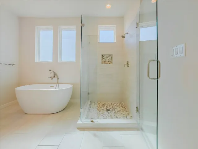 $470,000 | 25829 Case Lane, Unit 8, Spicewood, TX 78669