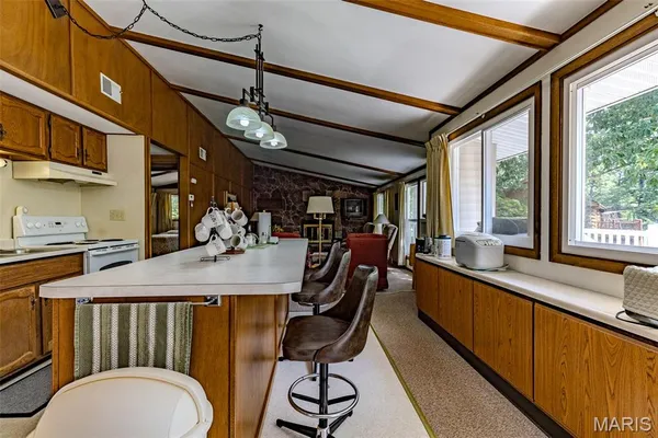 $179,900 | 12820 Winnebago Drive, Shipman, IL 62685
