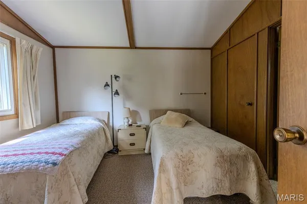 $179,900 | 12820 Winnebago Drive, Shipman, IL 62685