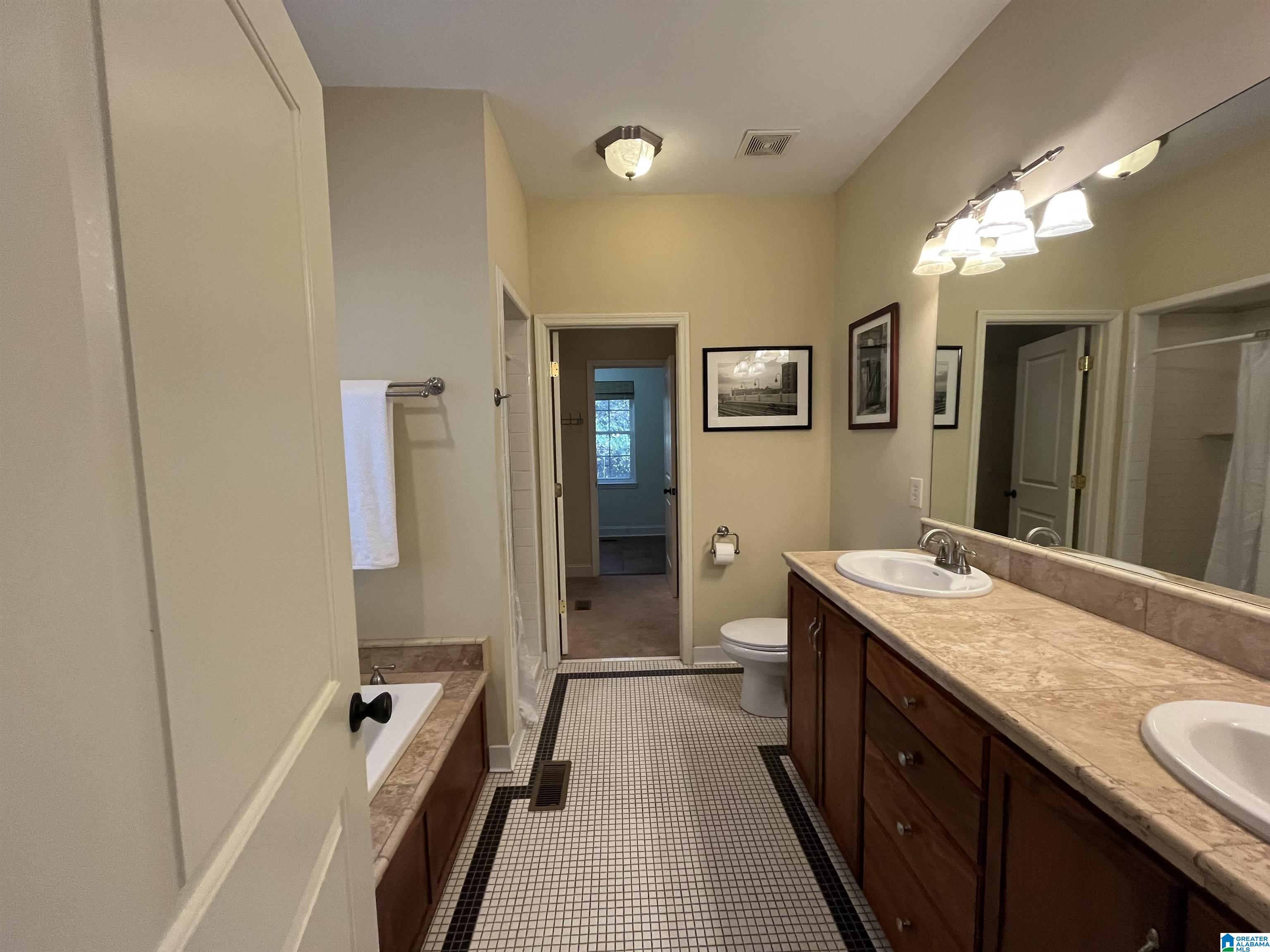1612 Rex Lake Road Leeds, AL 35094 - Photo 11 of 20