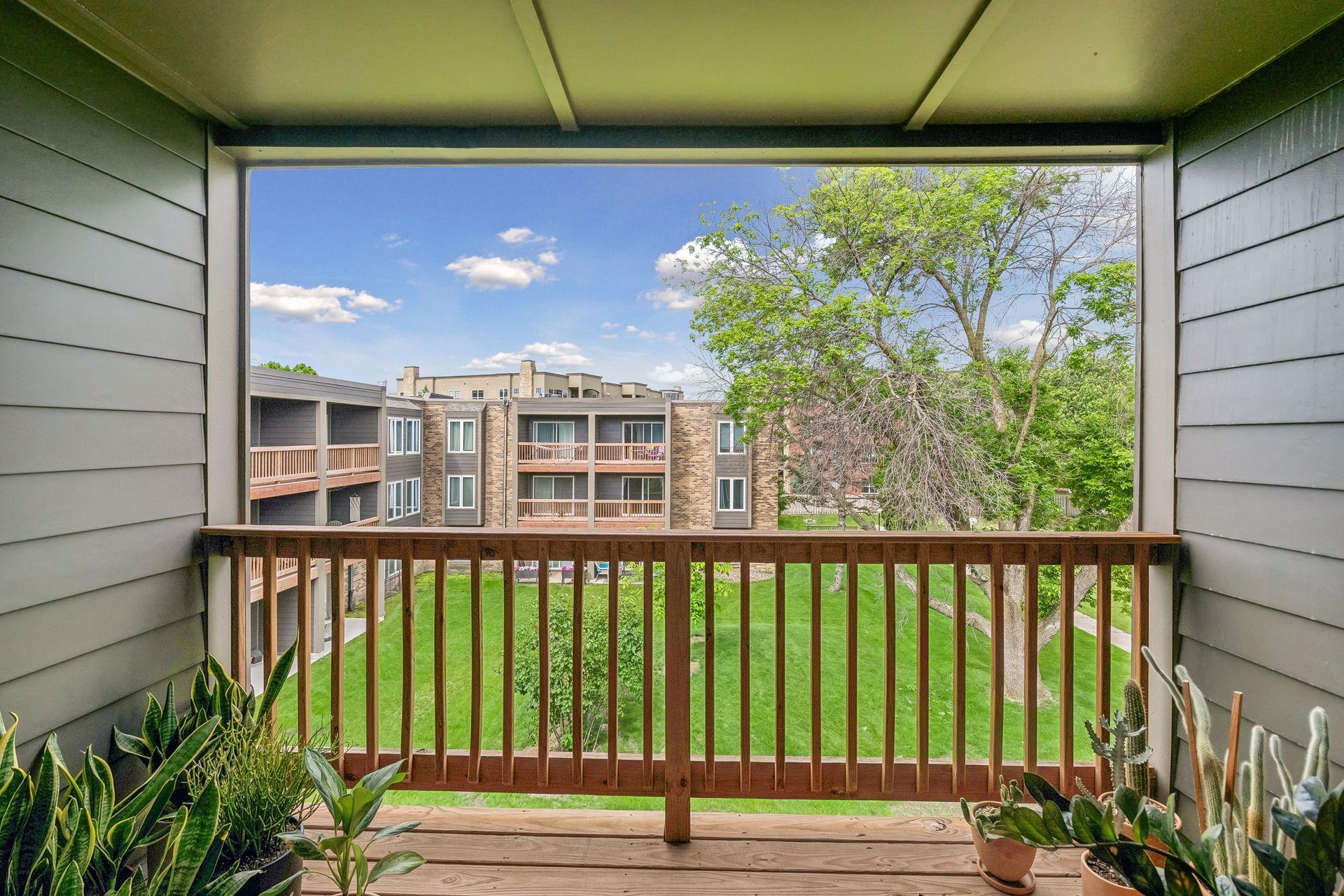 450 Ford Road, Unit 303 St. Louis Park, MN 55426 - Photo 15 of 32