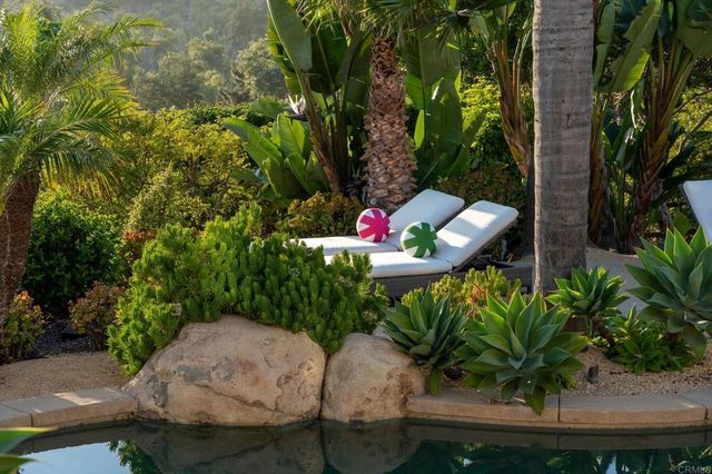 $9,760,000 | 4390 Camino Privado, Rancho Santa Fe, CA 92067