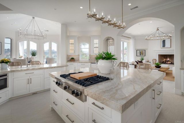 $9,760,000 | 4390 Camino Privado, Rancho Santa Fe, CA 92067