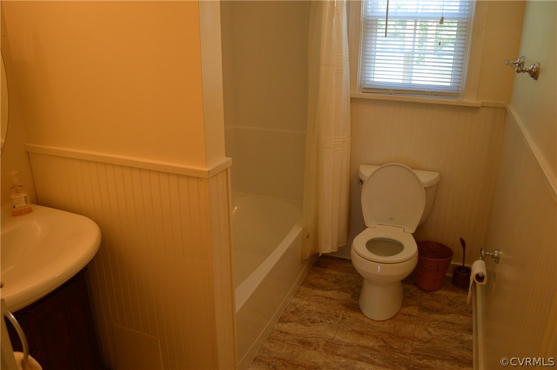 2416 Vernon Road Henrico, VA 23228 - Photo 22 of 30 Gallery Image 22