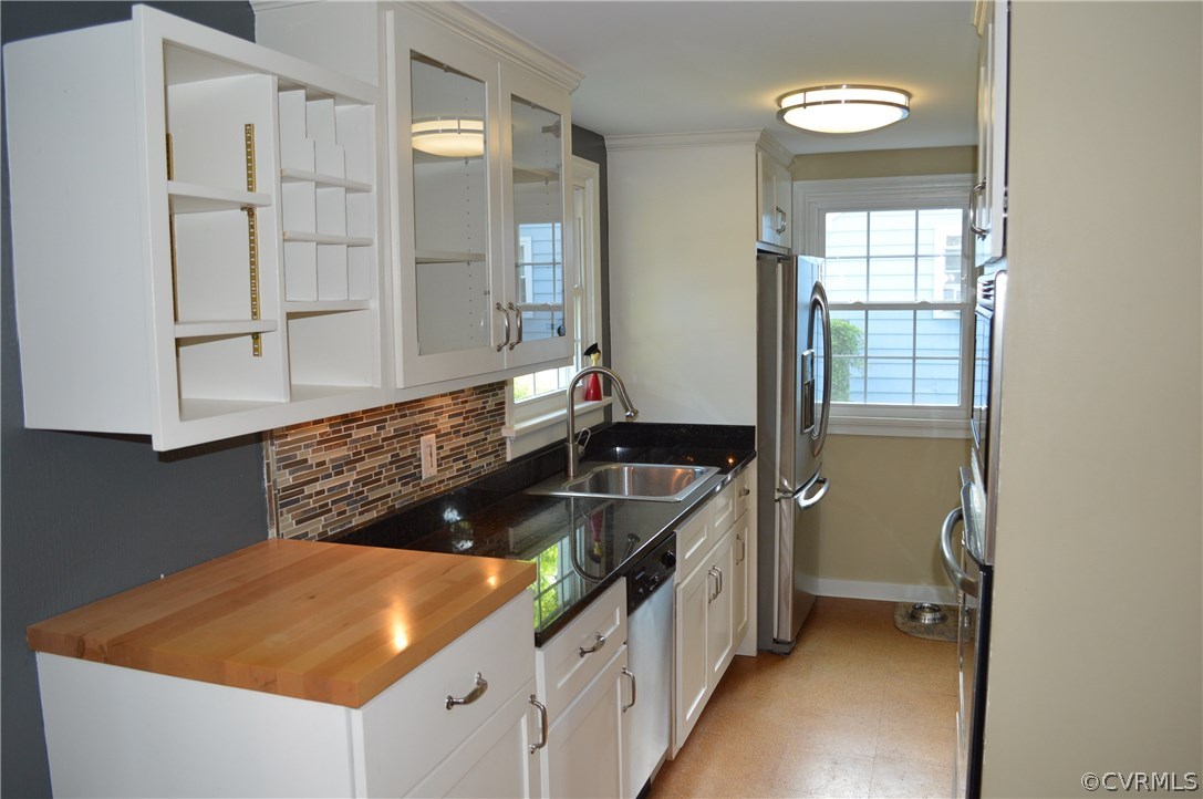 2416 Vernon Road Henrico, VA 23228 - Photo 9 of 30 Gallery Image 9