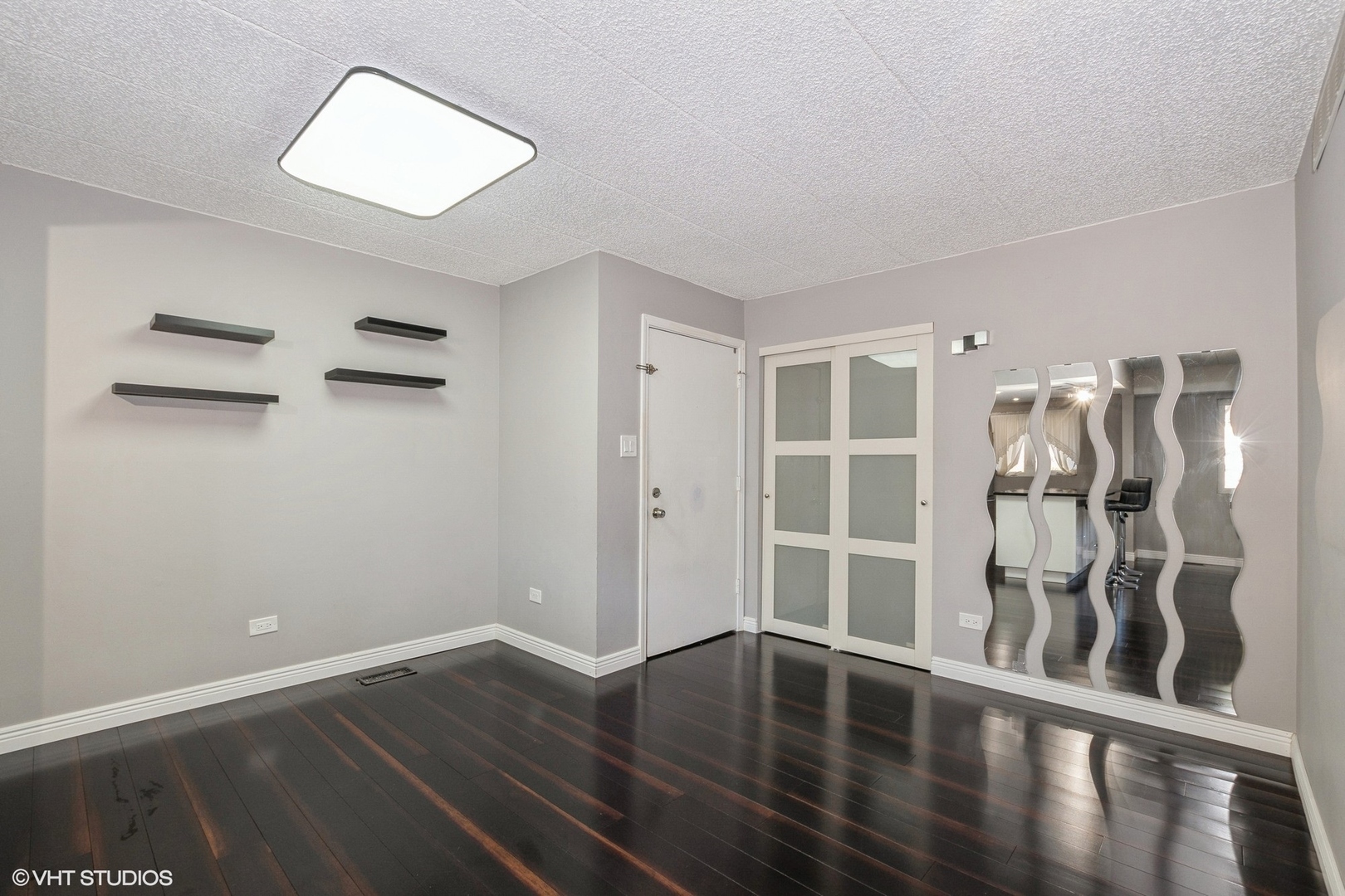 10504 Ridge Cove Drive, Unit 14D Chicago Ridge, IL 60415 - Photo 8 of 18 Gallery Image 8