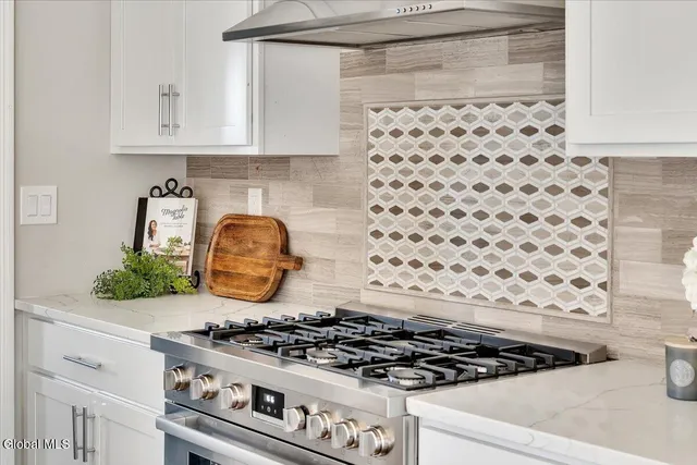 $1,100,000 | 31 Catalina Drive, Milton, NY 12020