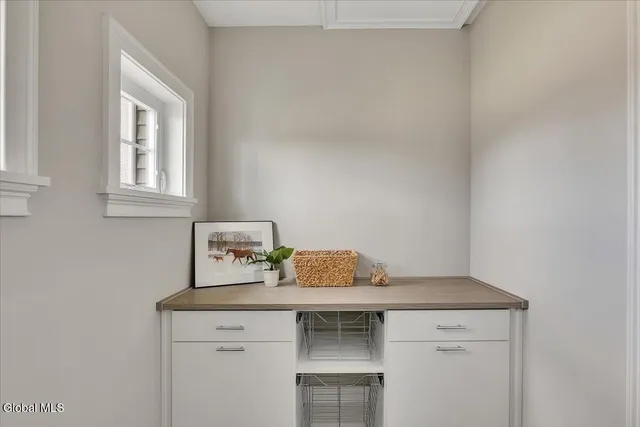 $1,100,000 | 31 Catalina Drive, Milton, NY 12020