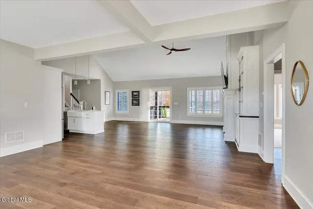 $990,000 | 31 Catalina Drive, Milton, NY 12020