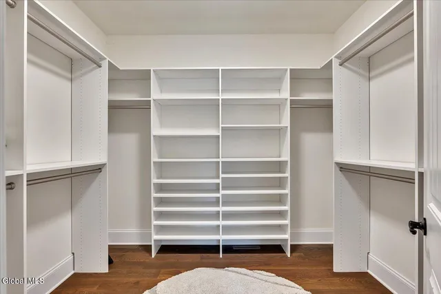 $1,100,000 | 31 Catalina Drive, Milton, NY 12020