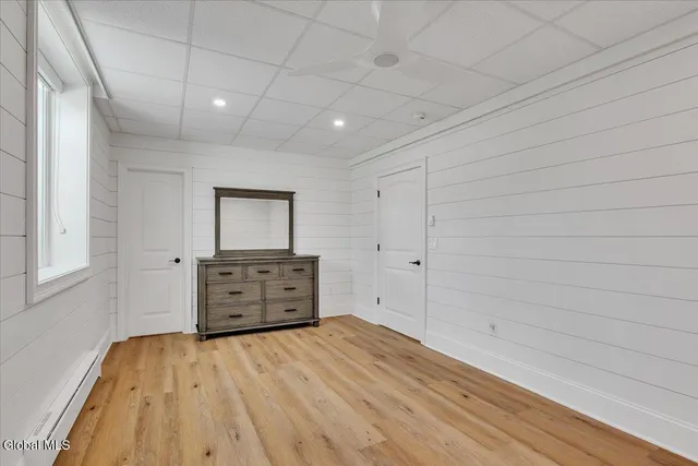 $1,100,000 | 31 Catalina Drive, Milton, NY 12020