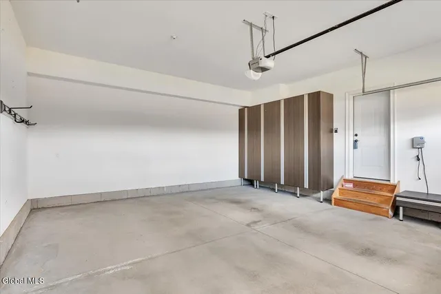 $1,100,000 | 31 Catalina Drive, Milton, NY 12020