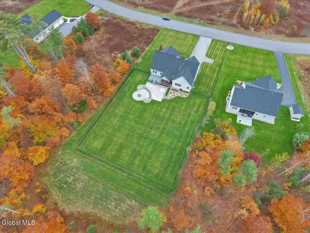 $1,100,000 | 31 Catalina Drive, Milton, NY 12020