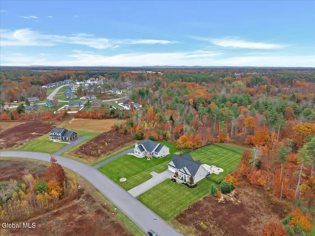 $1,100,000 | 31 Catalina Drive, Milton, NY 12020