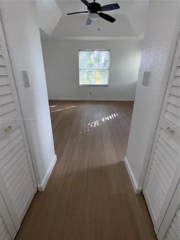 $3,950 | 4950 Pelican Manor, Coconut Creek, FL 33073