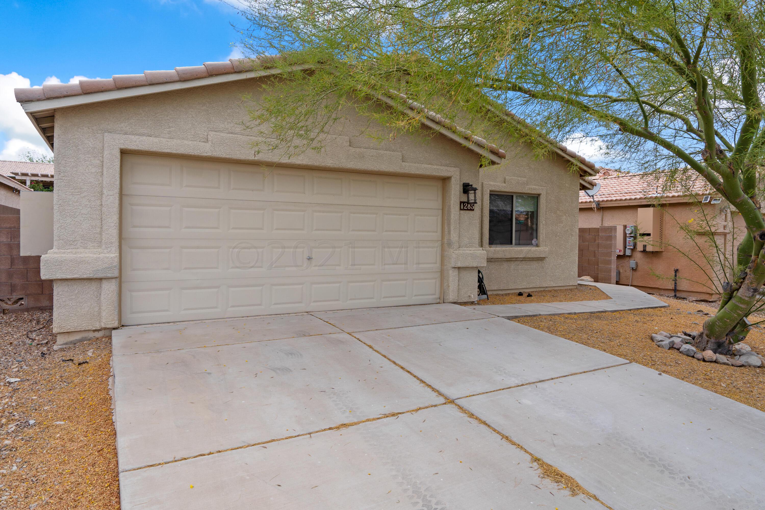 1285 North Wildcat Diers Road Tucson, AZ 85745 - Photo 2 of 24