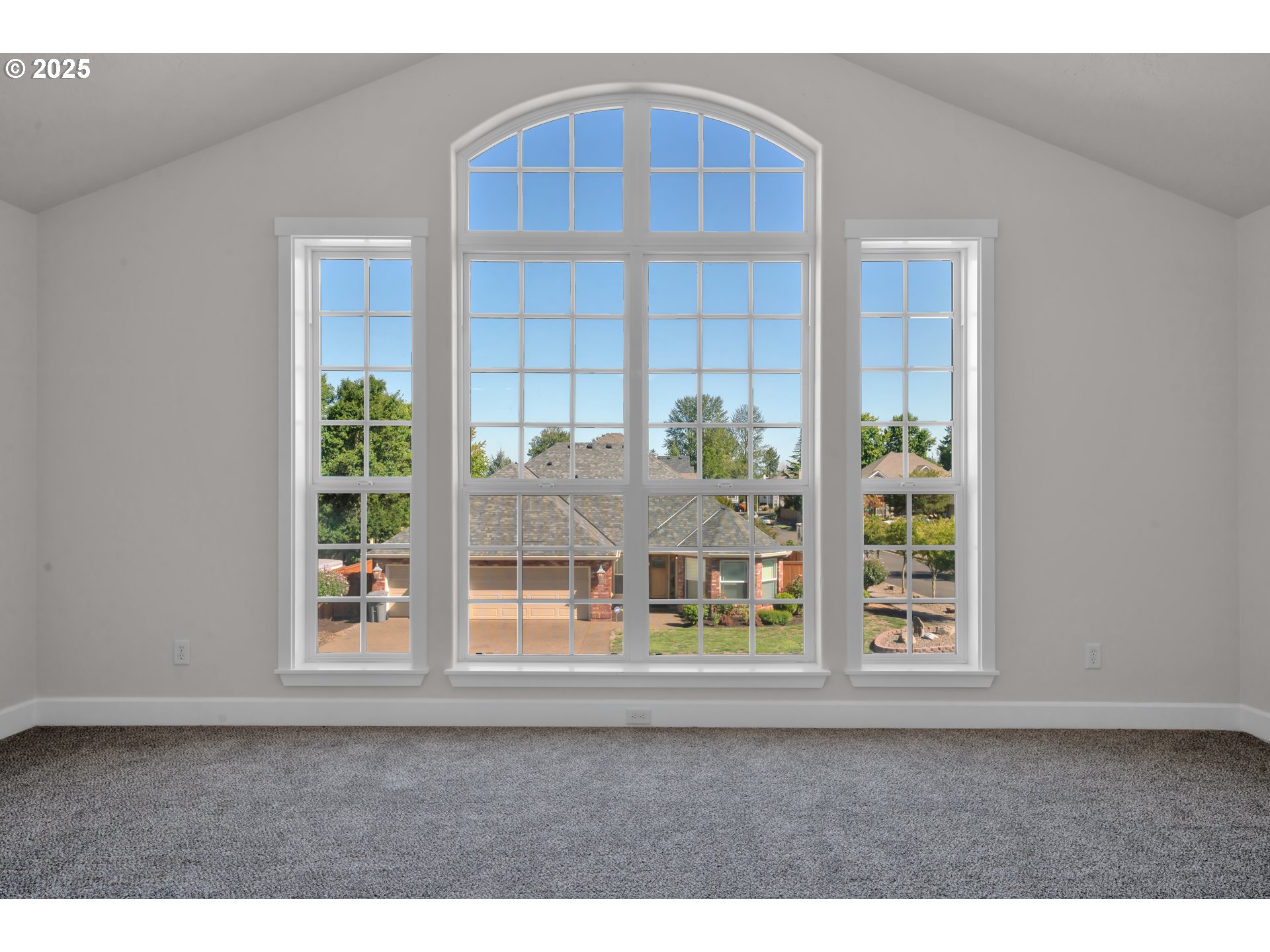 2310 Northwest Gale Street Albany, OR 97321 - Photo 22 of 48 a view of an empty room and window