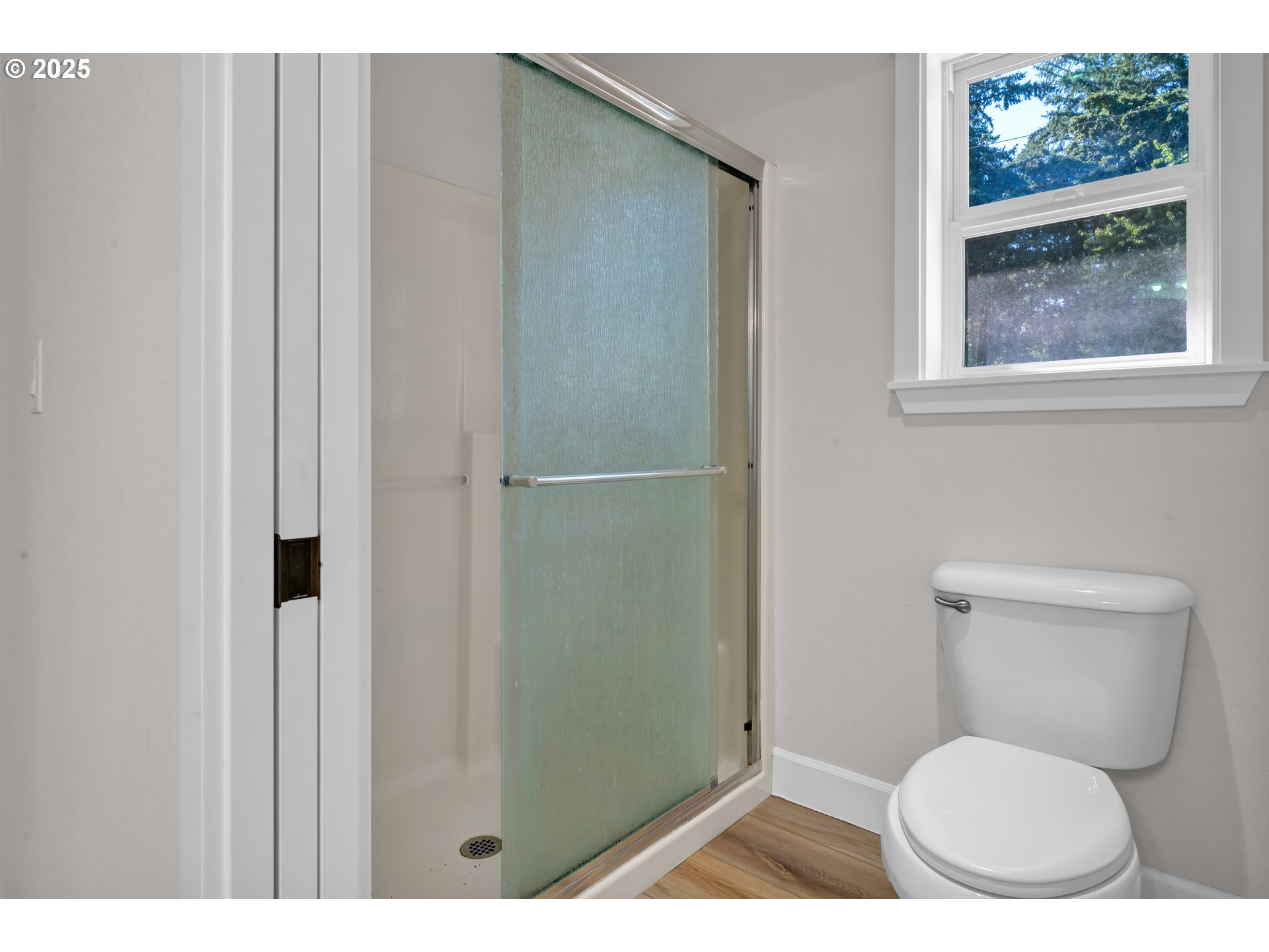 2310 Northwest Gale Street Albany, OR 97321 - Photo 28 of 48 a bathroom with a toilet and a shower