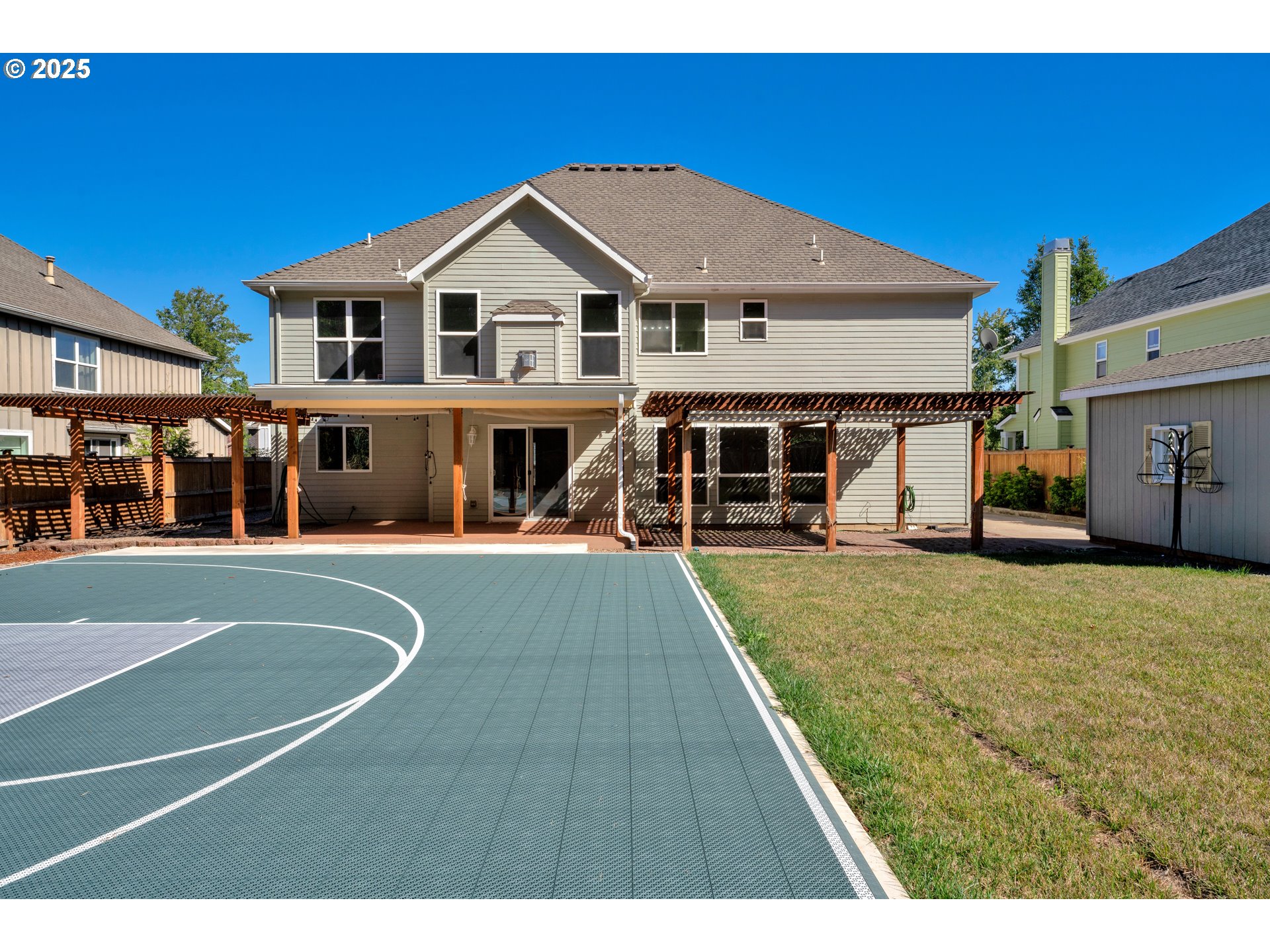 2310 Northwest Gale Street Albany, OR 97321 - Photo 45 of 48 a front view of a house with a yard